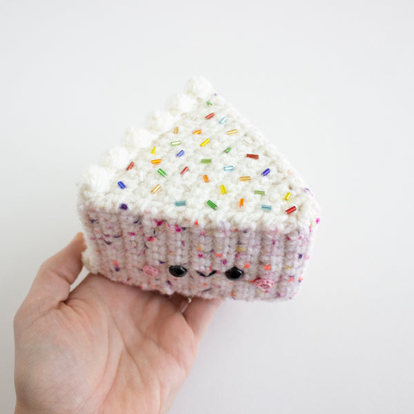 Crochet Pattern: Sprinkles the Funfetti Cake Slice, PDF Amigurumi Pattern